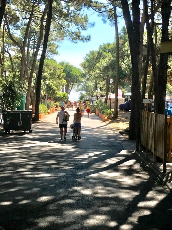 Dena Chalets - Lido Di Spina At The Beach Экстерьер фото