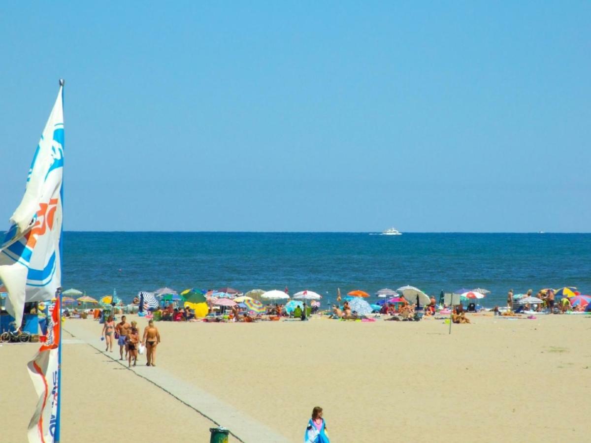 Dena Chalets - Lido Di Spina At The Beach Экстерьер фото